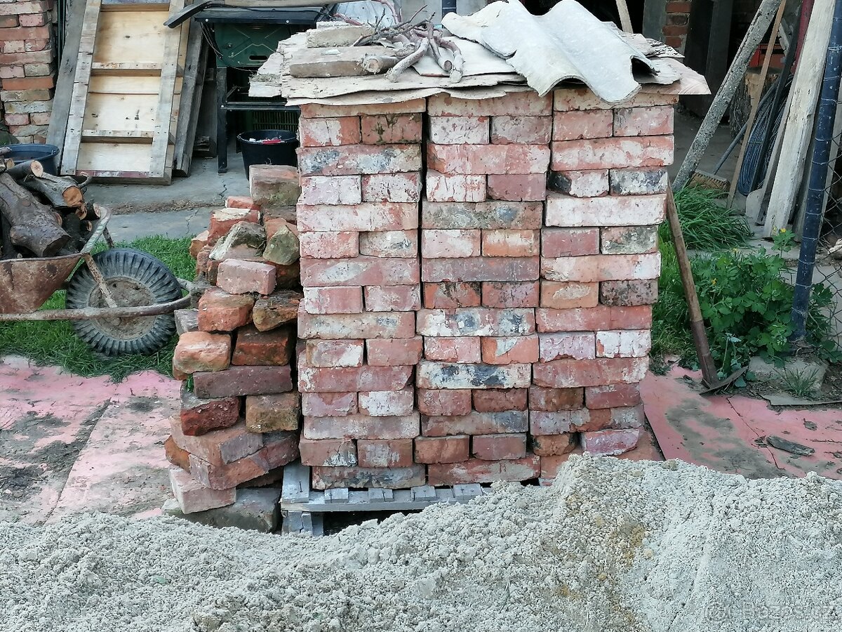 Staré cihly