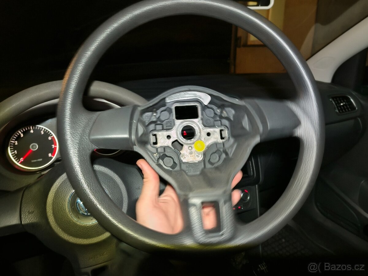 Zánovní originální volant GOLF VI Hatchback Kombi