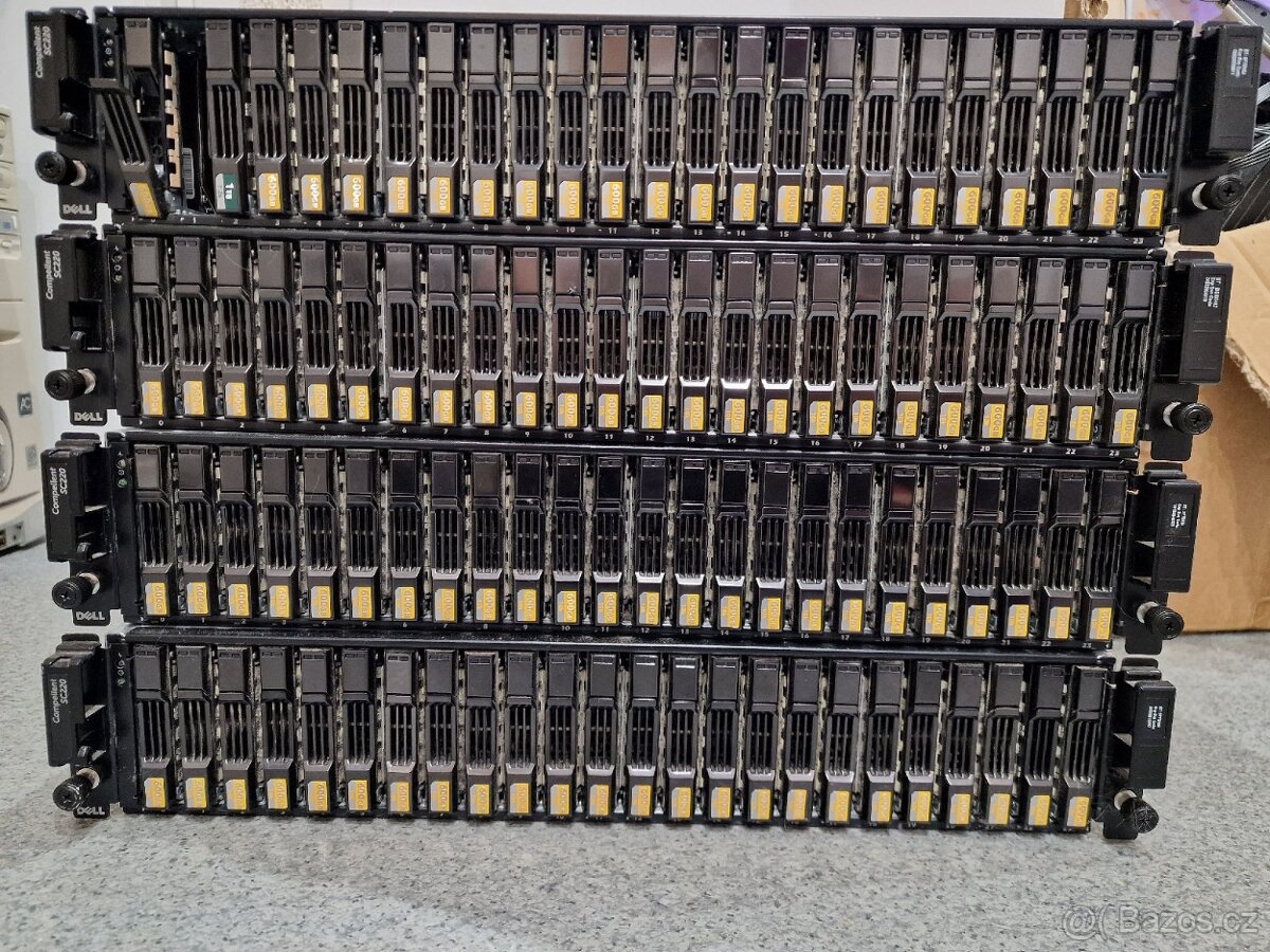 Disková pole Dell (24x HDD, 2x zdroj, 2x modul)