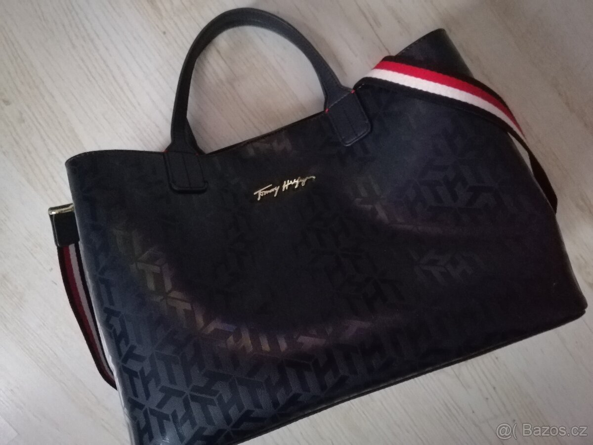 Kabelka Tommy Hilfiger