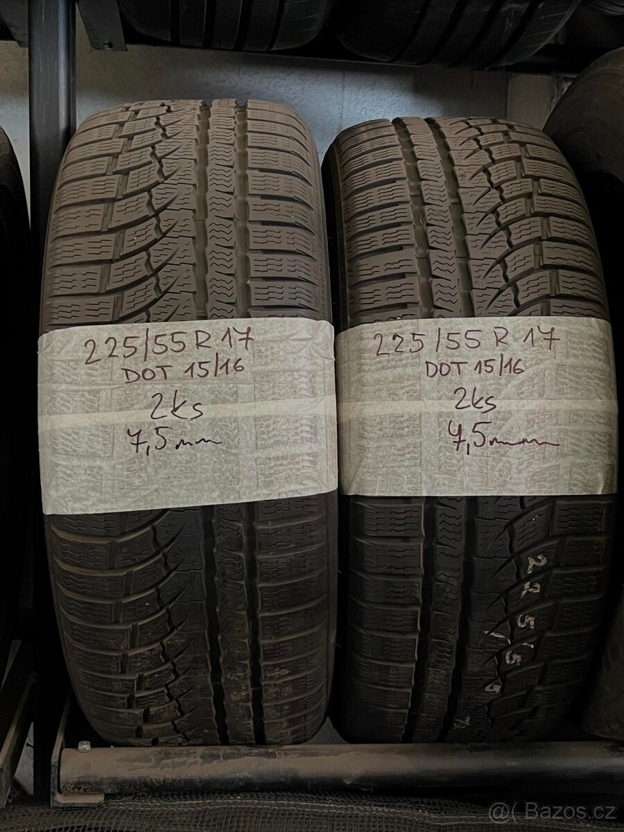 225/55R17 Nokian