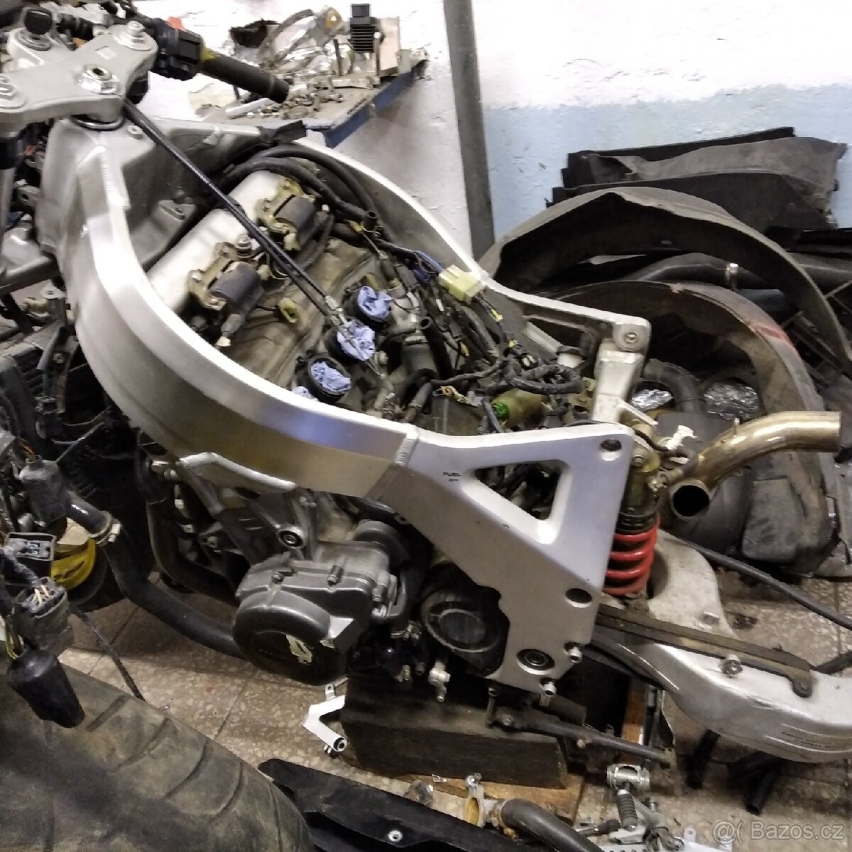 prodám nd na honda cbr 900 fireblade sc33