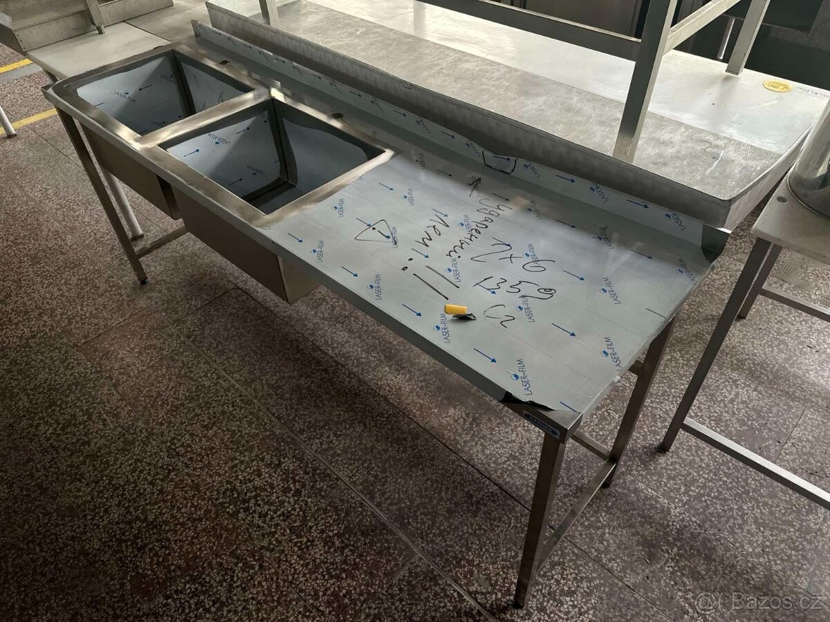 Nerezový stůl svařovaný s dvojdřezem vlevo 200x60x85cm