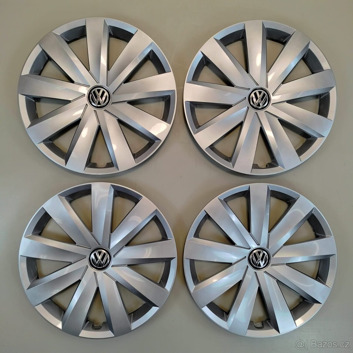Poklice Volkswagen 16" 4ks