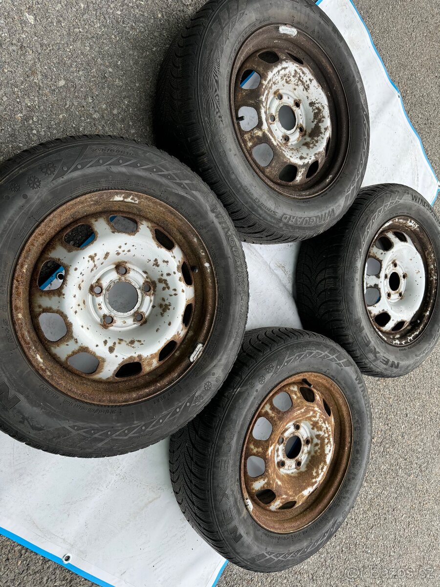 Sada kol Dacia Duster 215/65 R16