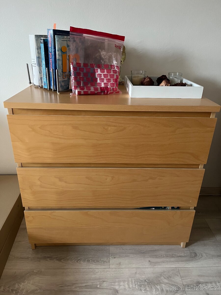 Komoda ikea malm