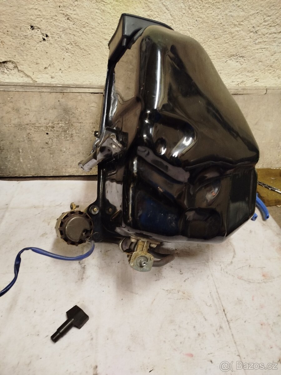 Yamaha Fzr 600  3he nádrž