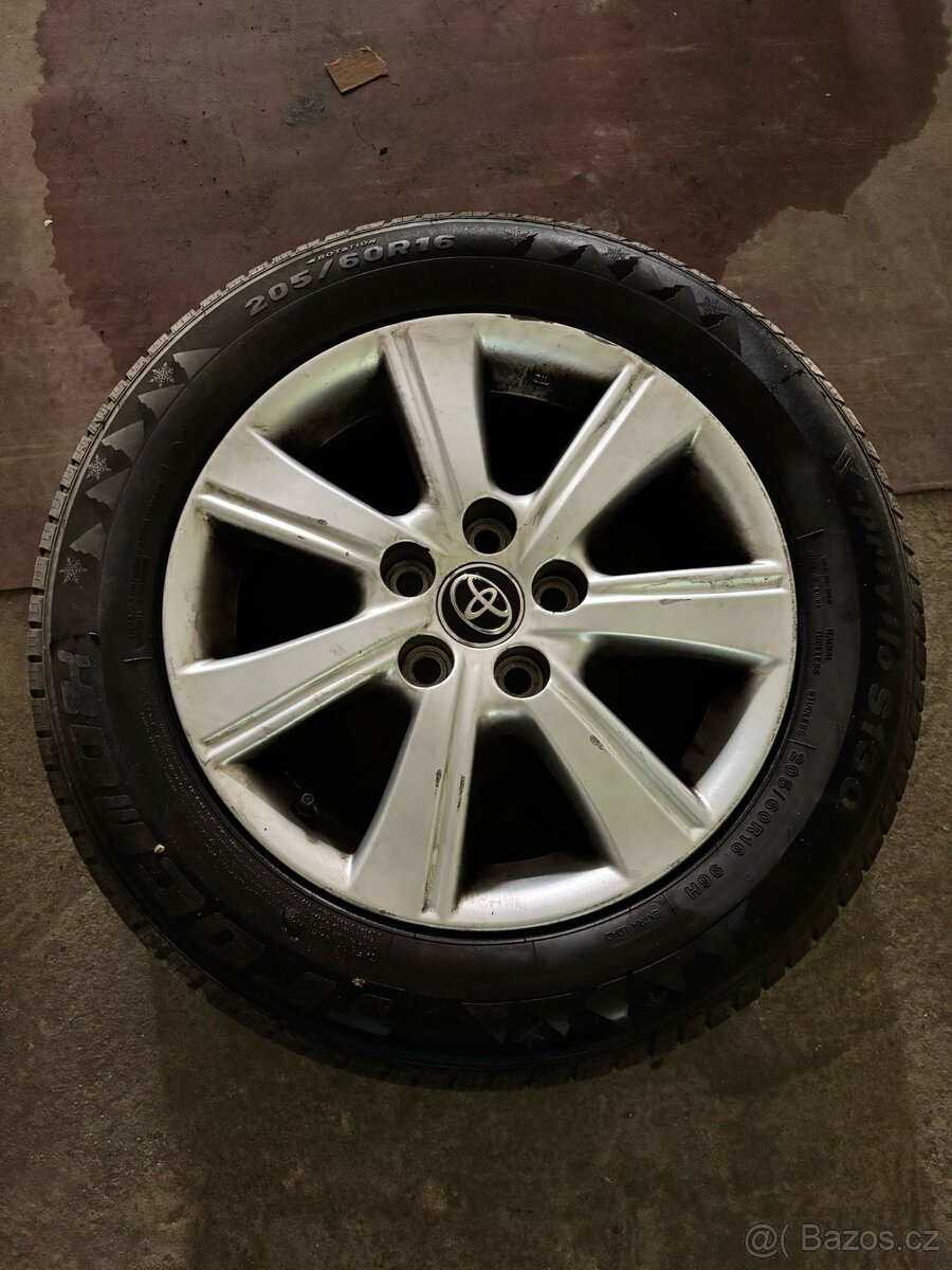 ALU kola originál Toyota