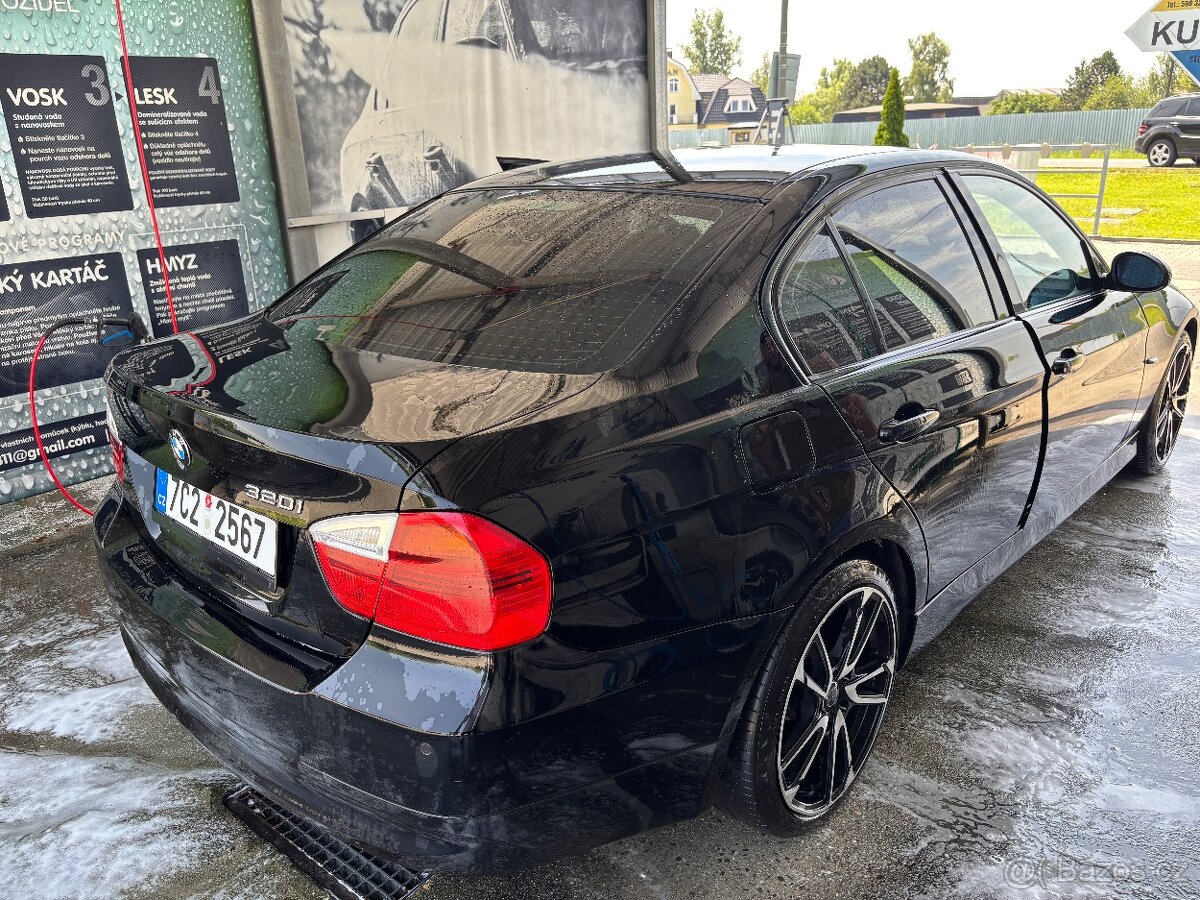 Bmw E90 320i