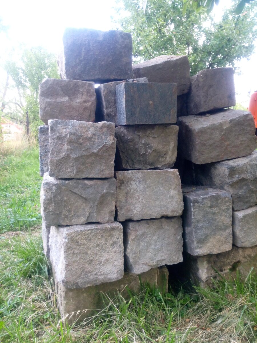 Žulové kvádry