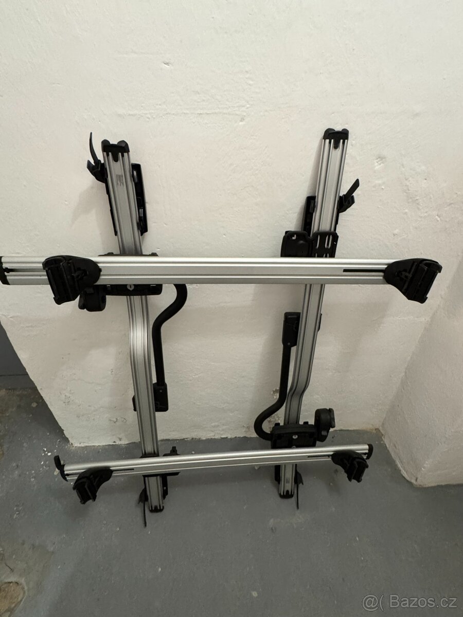 THULE – kompletní střešní nosič + 2x držák kol