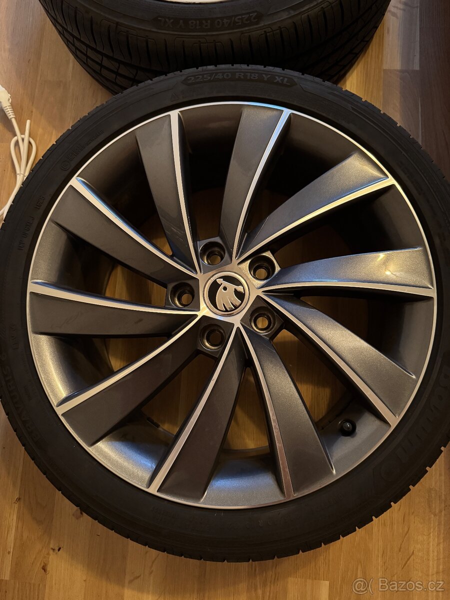 Alu turbine Škoda R18 nové pneu