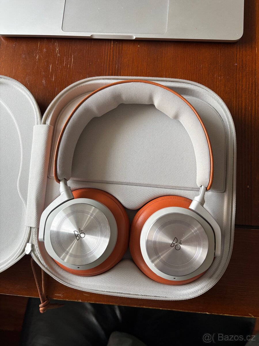 Sluchátka Bang & Olufsen Beoplay HX  hnědá