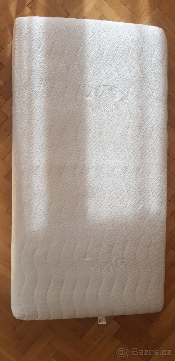 Postýlka a matrace Jasmine Tencel (aka Lyocell)