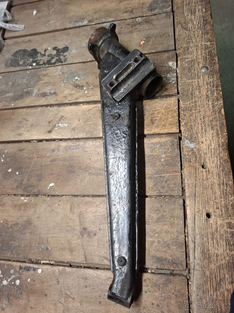 Šikmé rameno Škoda 130, Rapid 136