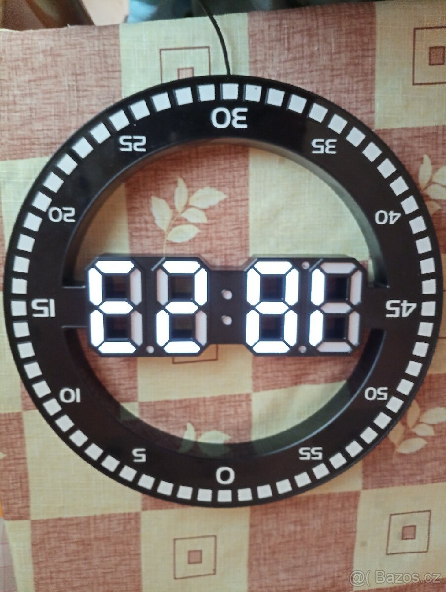 Led Digitální hodiny na stěnu