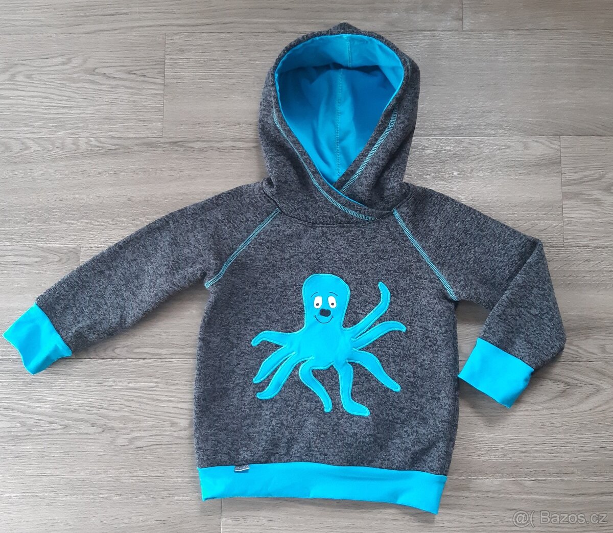 Mikina černá, vel.98/104