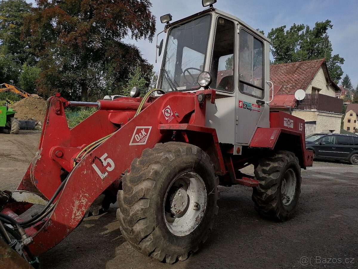 Kloubový nakladač O&K L5, hmotnost 4500 kg,pohon 4x4,