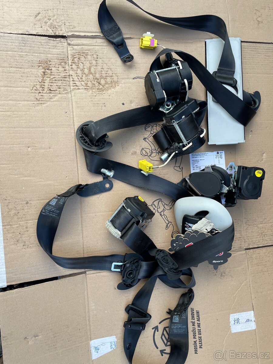 Prodám Bezpeční Pásy Volkswagen Touran 1T3 /Caddy 2010-2015