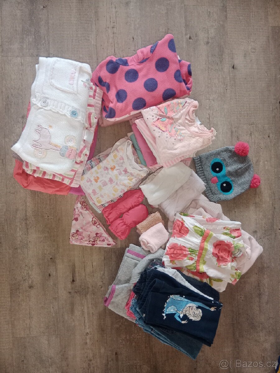 Dívčí oblečení, vel. 86