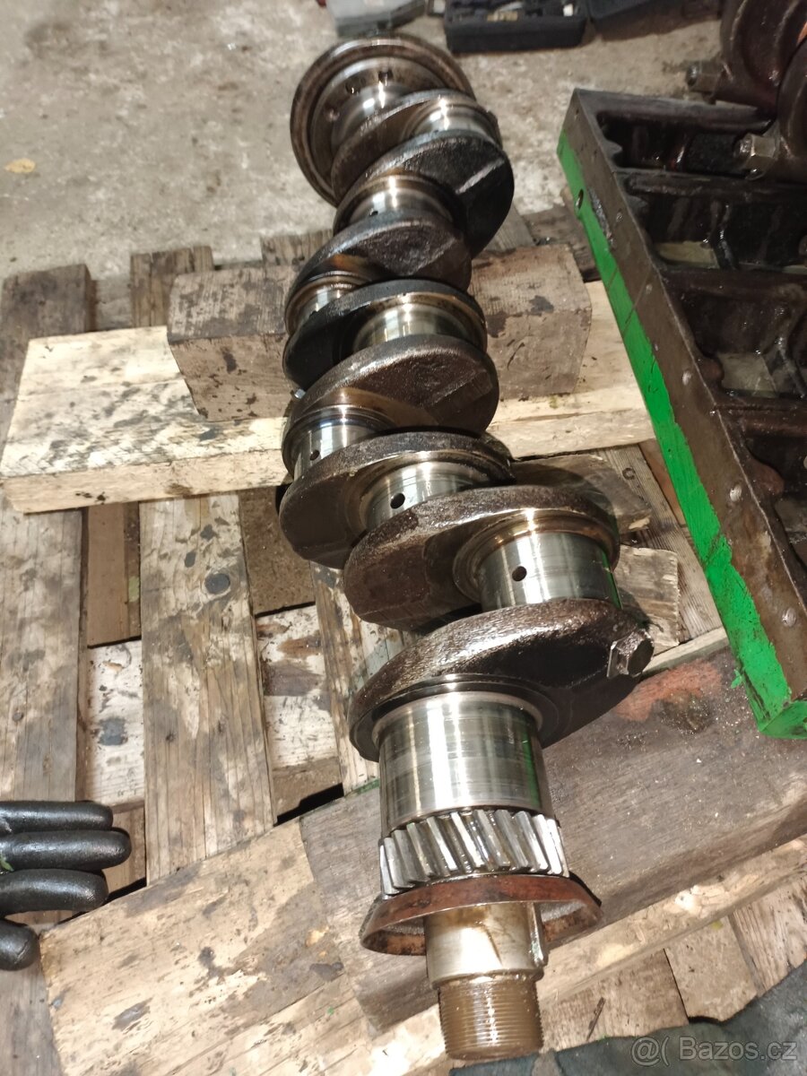 Kliková hřídel Zetor 50 super ZA BASU