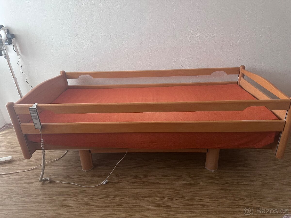 Elektrická polohovací postel