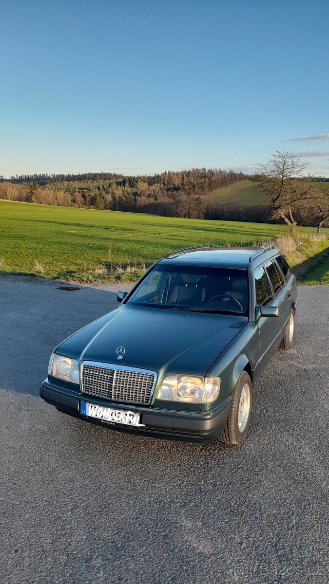Mercedes E250D (S124,W124)