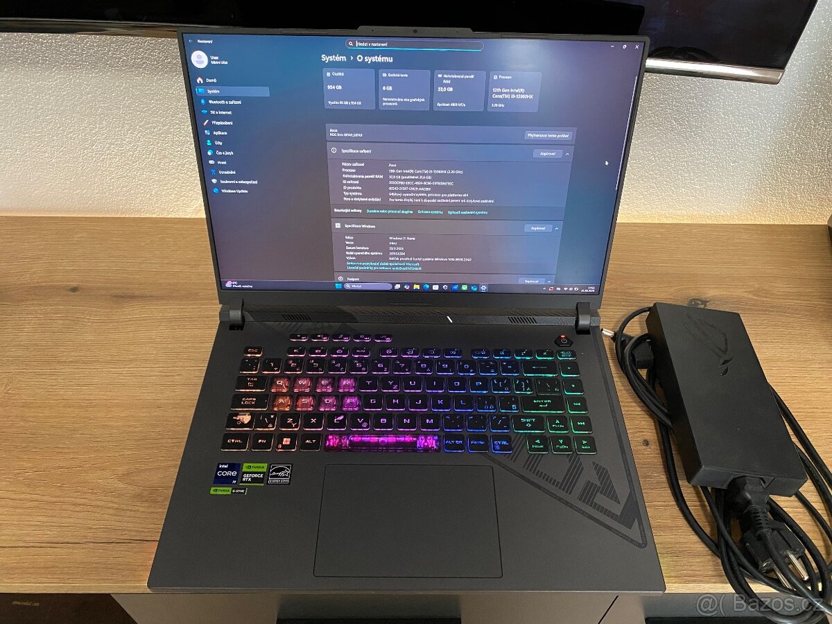 ASUS ROG Strix G16