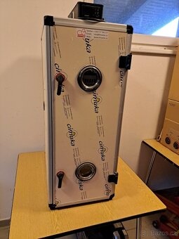 Líheň automatická na drůbež CIMUKA CT180SH s dolíhní