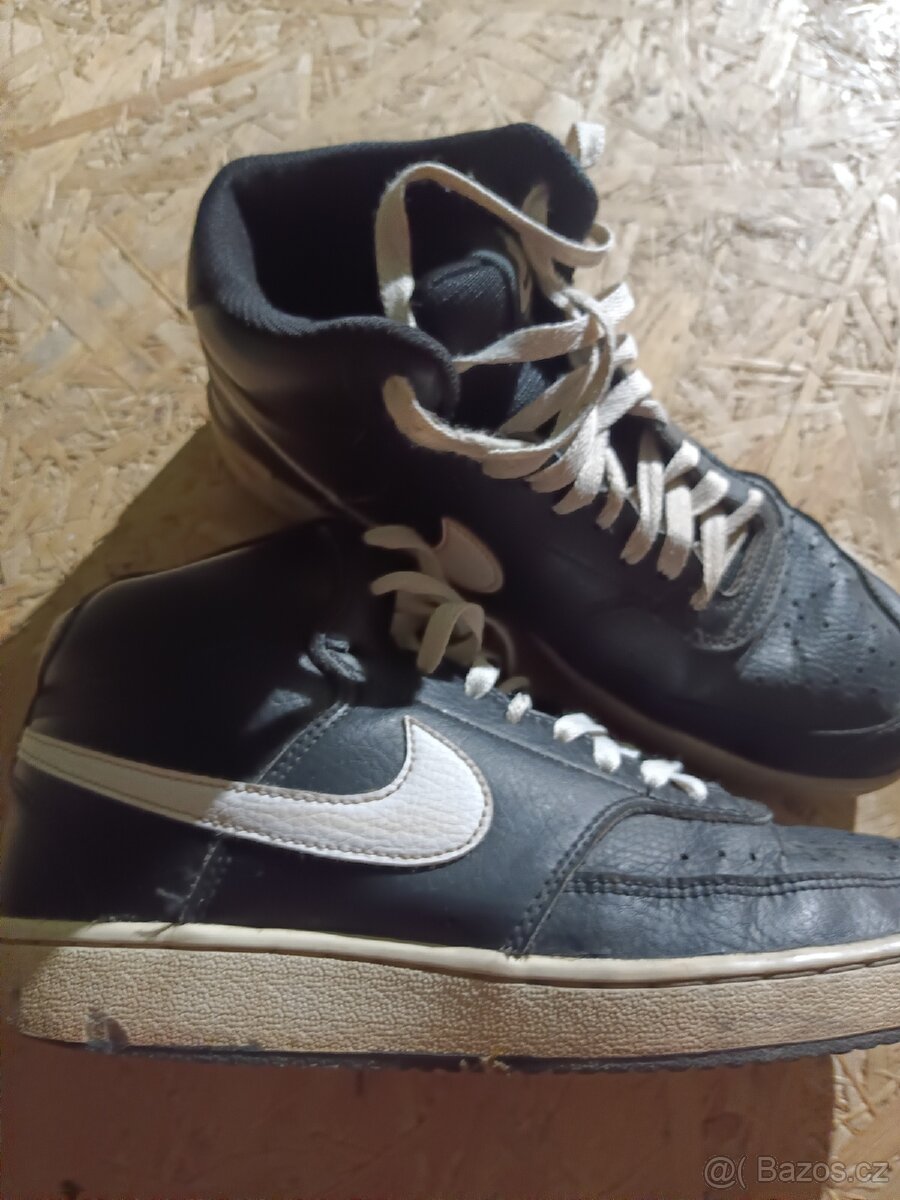 Nike