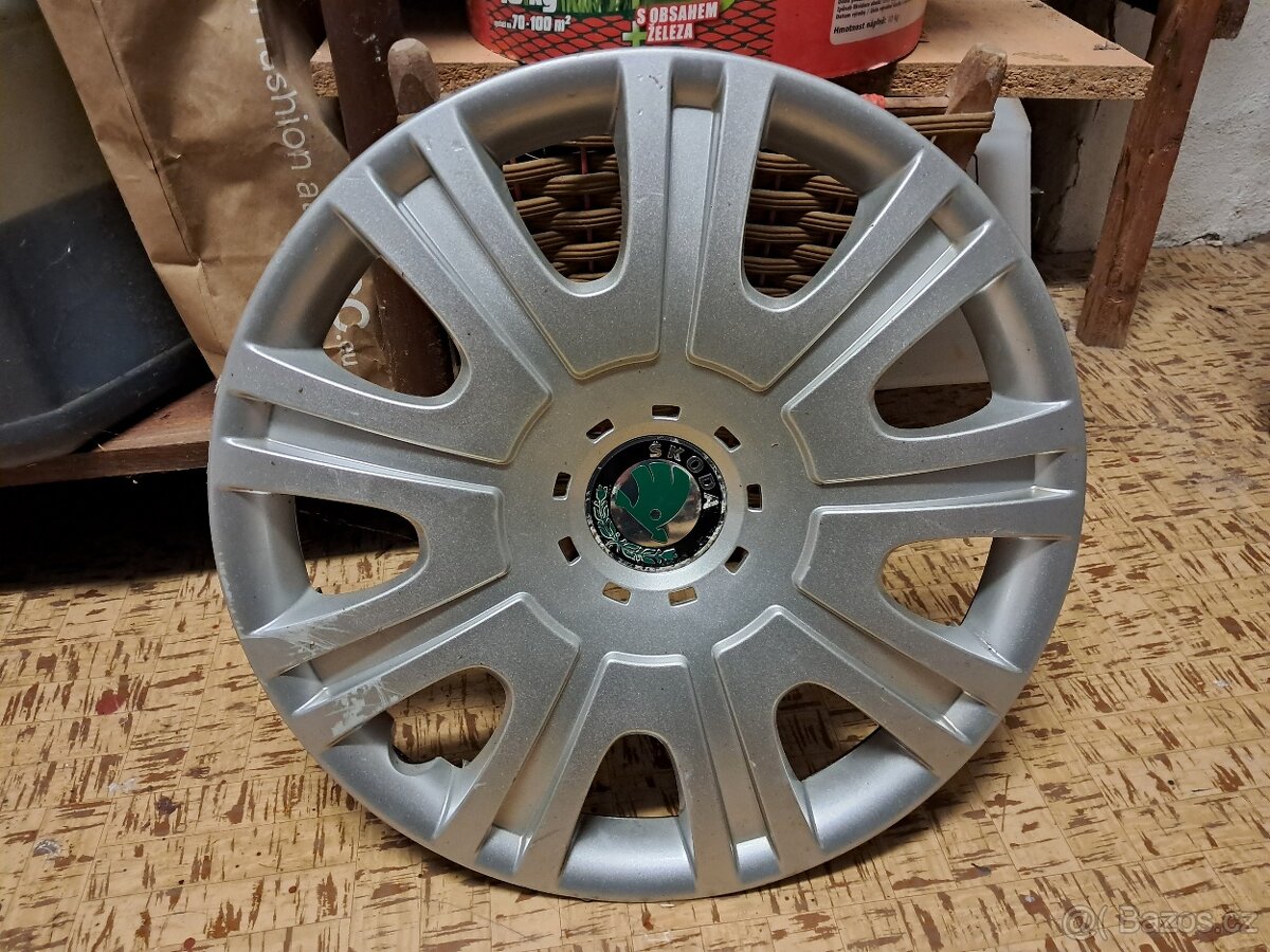 ORIG. POKLICE ŠKODA 15'', JEN 1 KS, ORIG. Č. 1Z0601147E MH