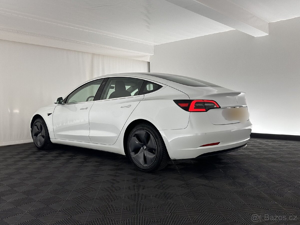 Tesla model 3 standard plus včetně DPH