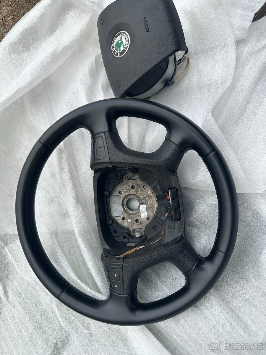 Multifunkční volant s airbagem Octavia 2