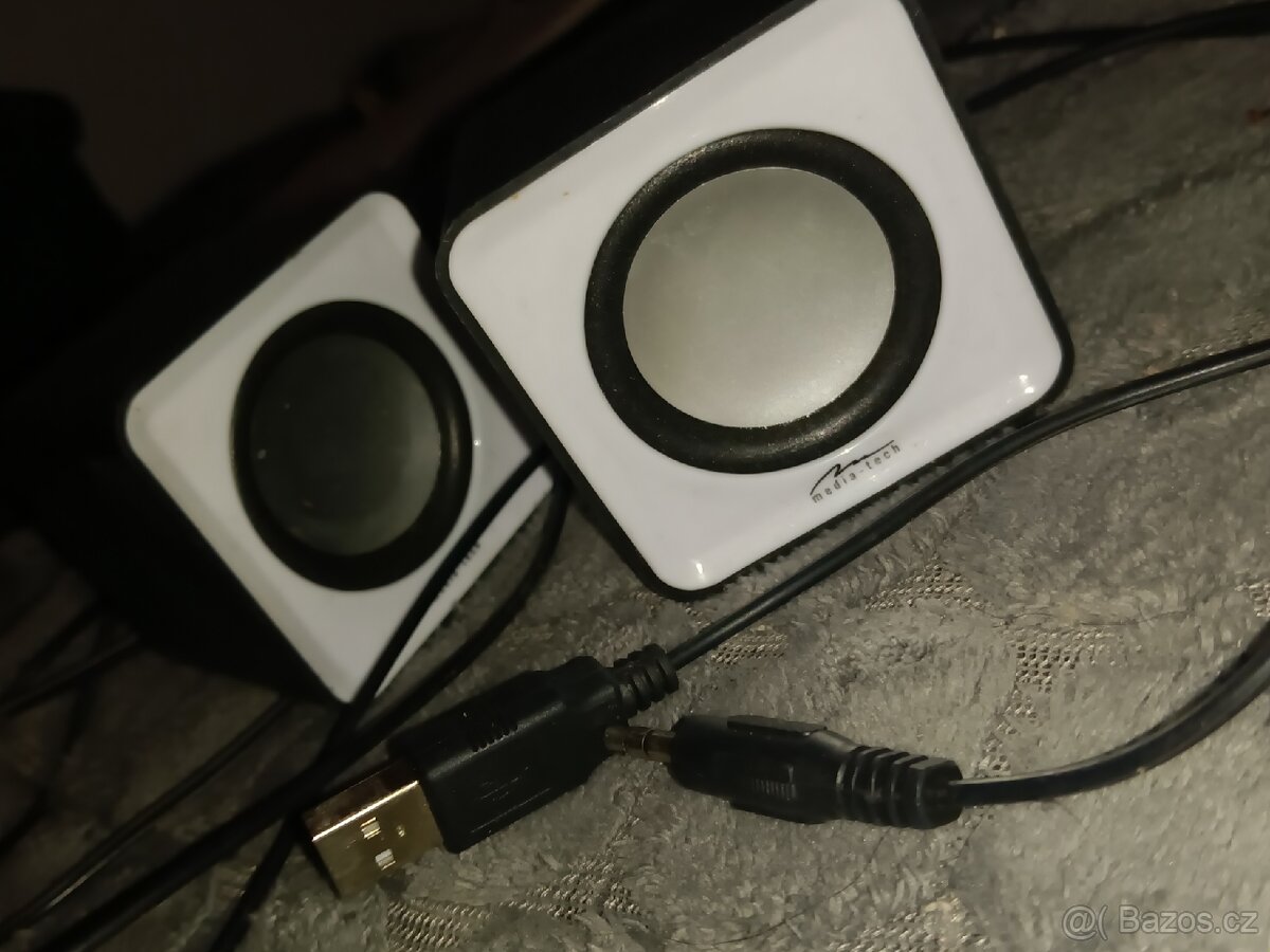 MediaTech Speakers