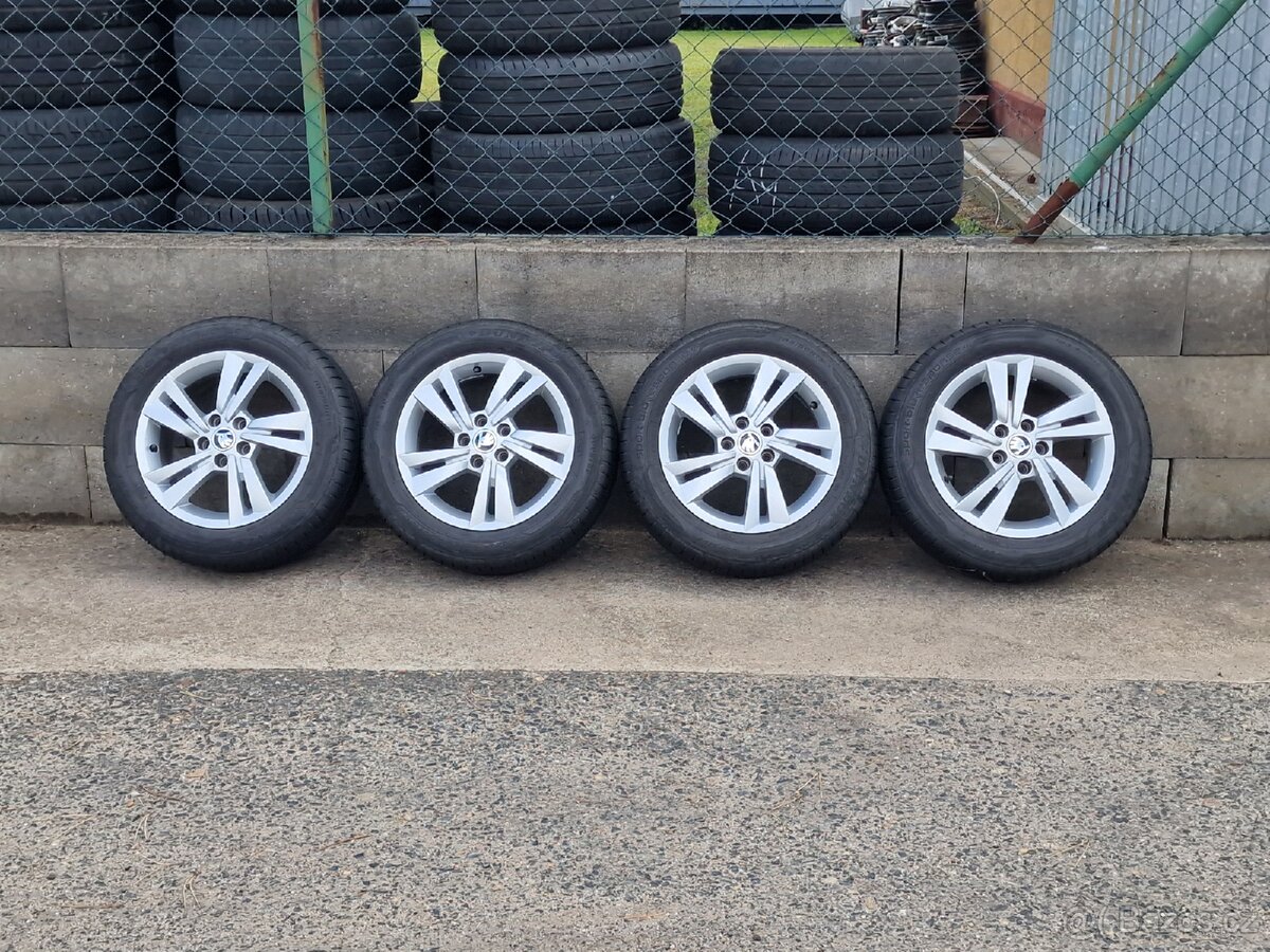 185/60/15 Letní Alu kola Škoda Rapid 5x100