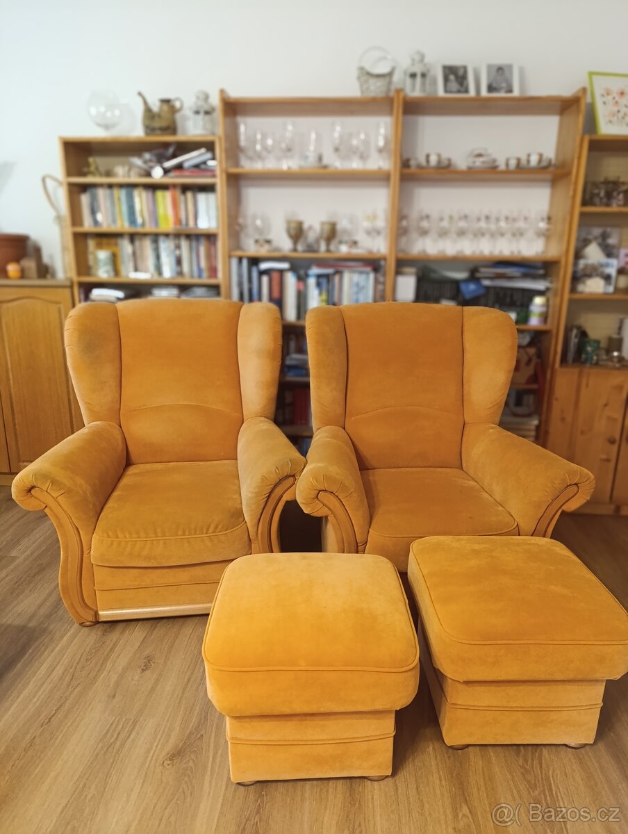 Křeslo ušák 2x +2 úložné taburety