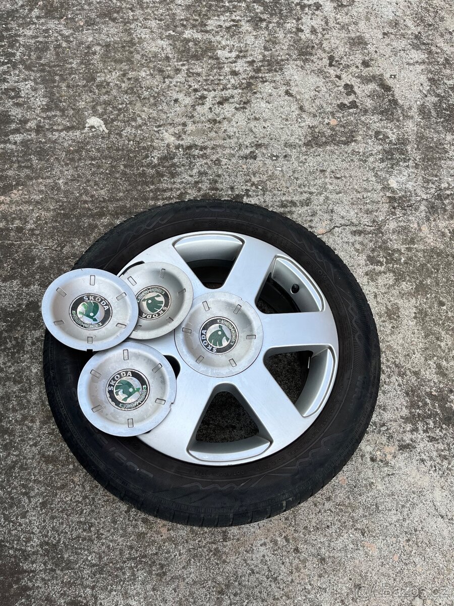 Alu kola 16” originál Škoda Vega