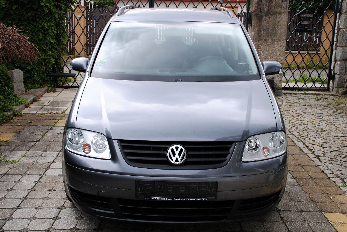 VW TOURAN 1.6MPi 75kW - po 1. majiteli - naj. 110 000km