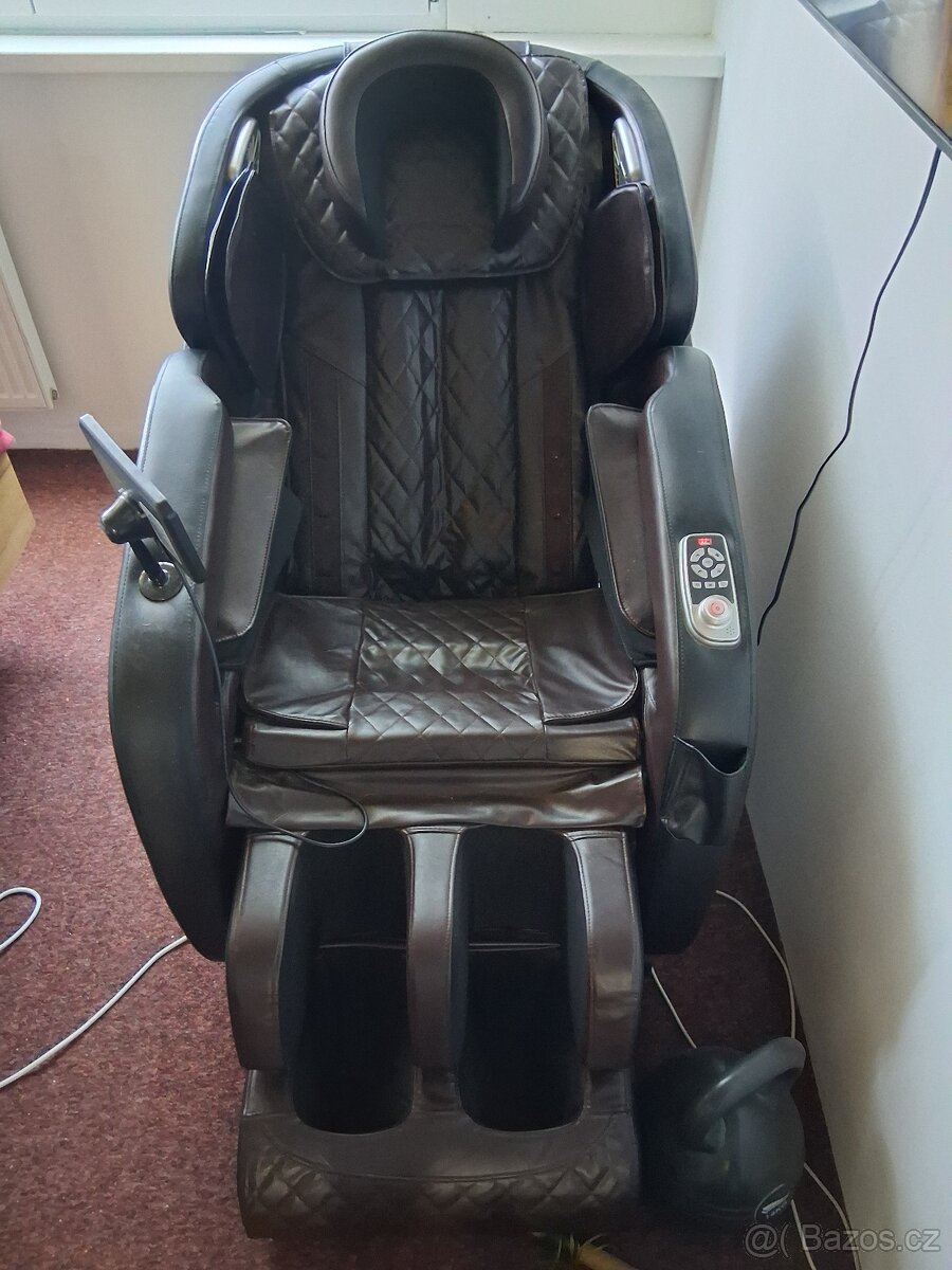 Masážní polohovatelné křeslo