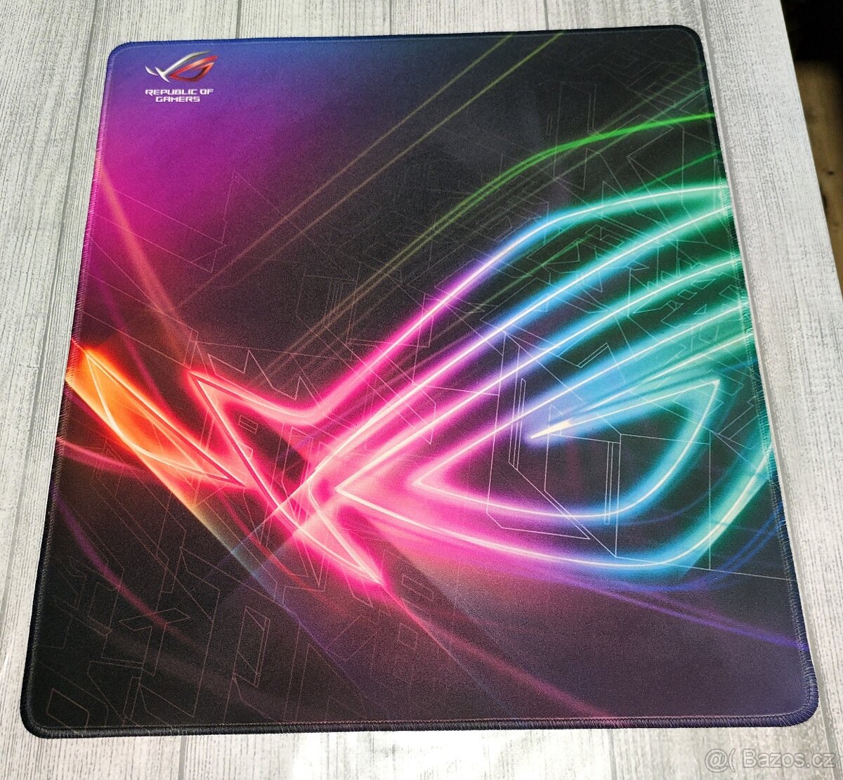 Herní podložka pod myš ASUS ROG STRIX EDGE