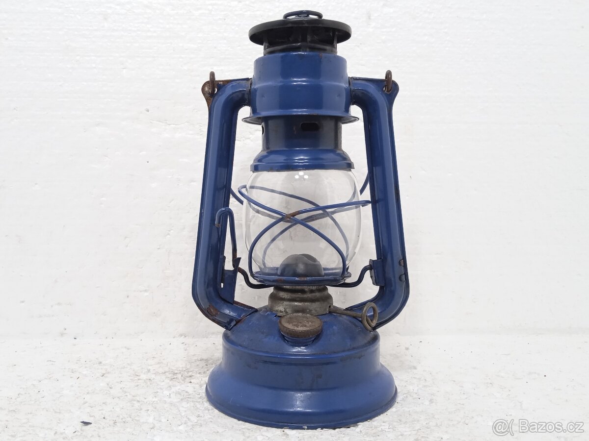 Retro petrolejová lampa - MEVA 864 - ČSSR