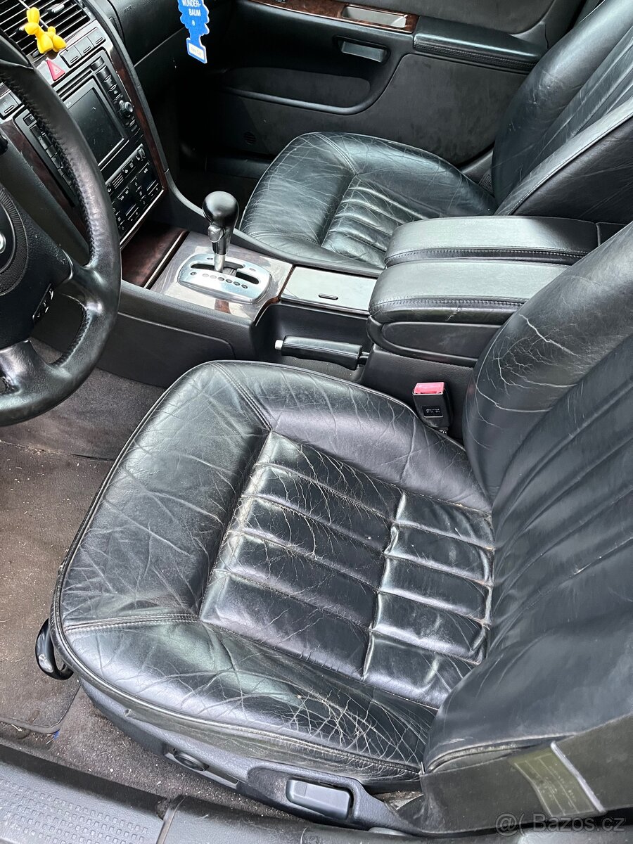 Audi A8 d2