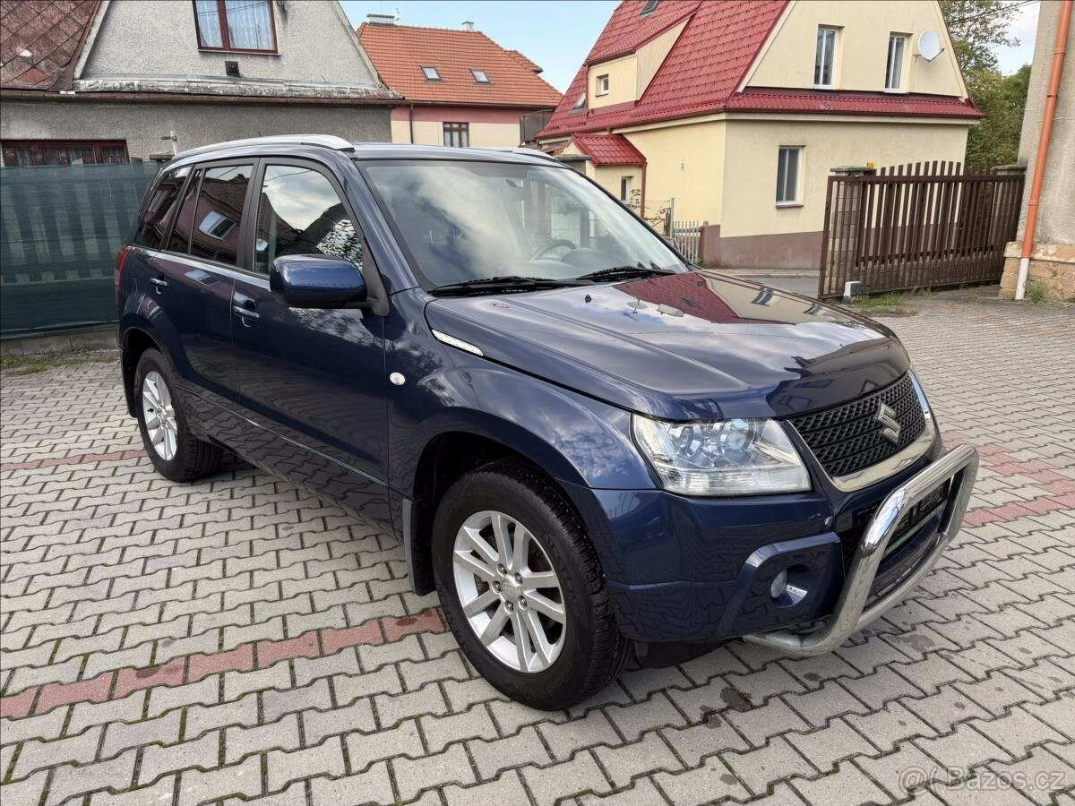 Suzuki Grand Vitara 2.0 103kW 2009 145858km 4x4 TAŽNÉ