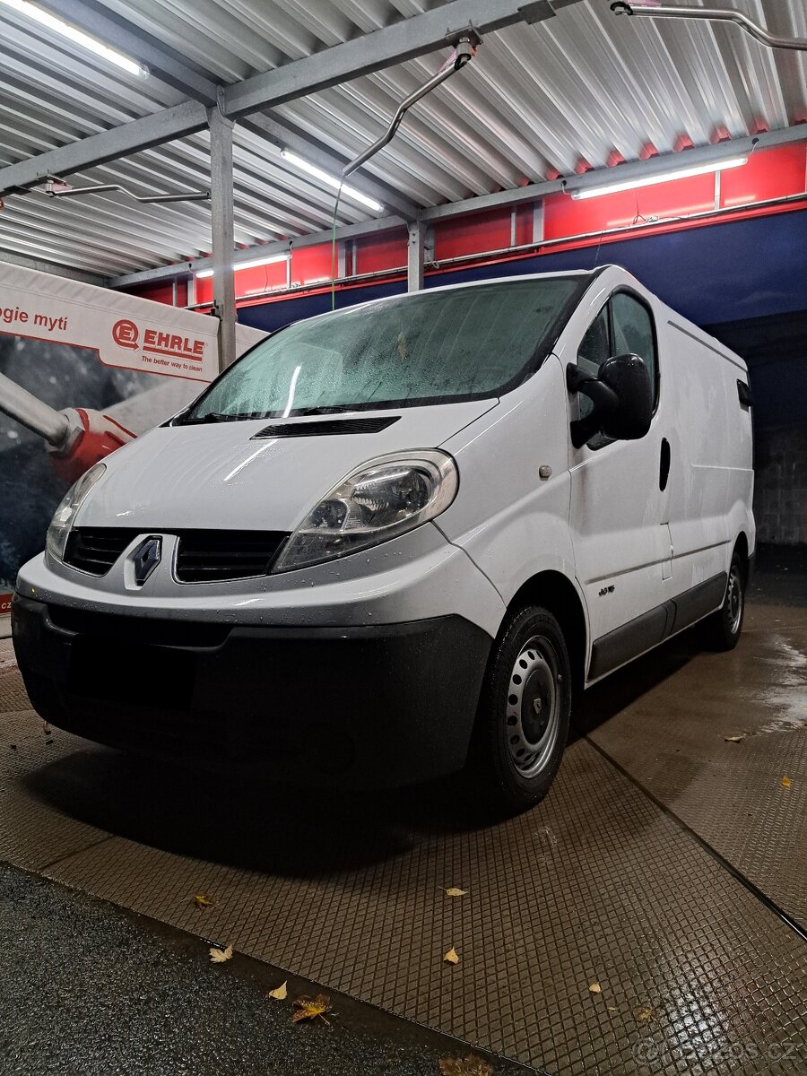 RENAULT TRAFIC 2.0 DCI+++NOVÁ SPOJKA