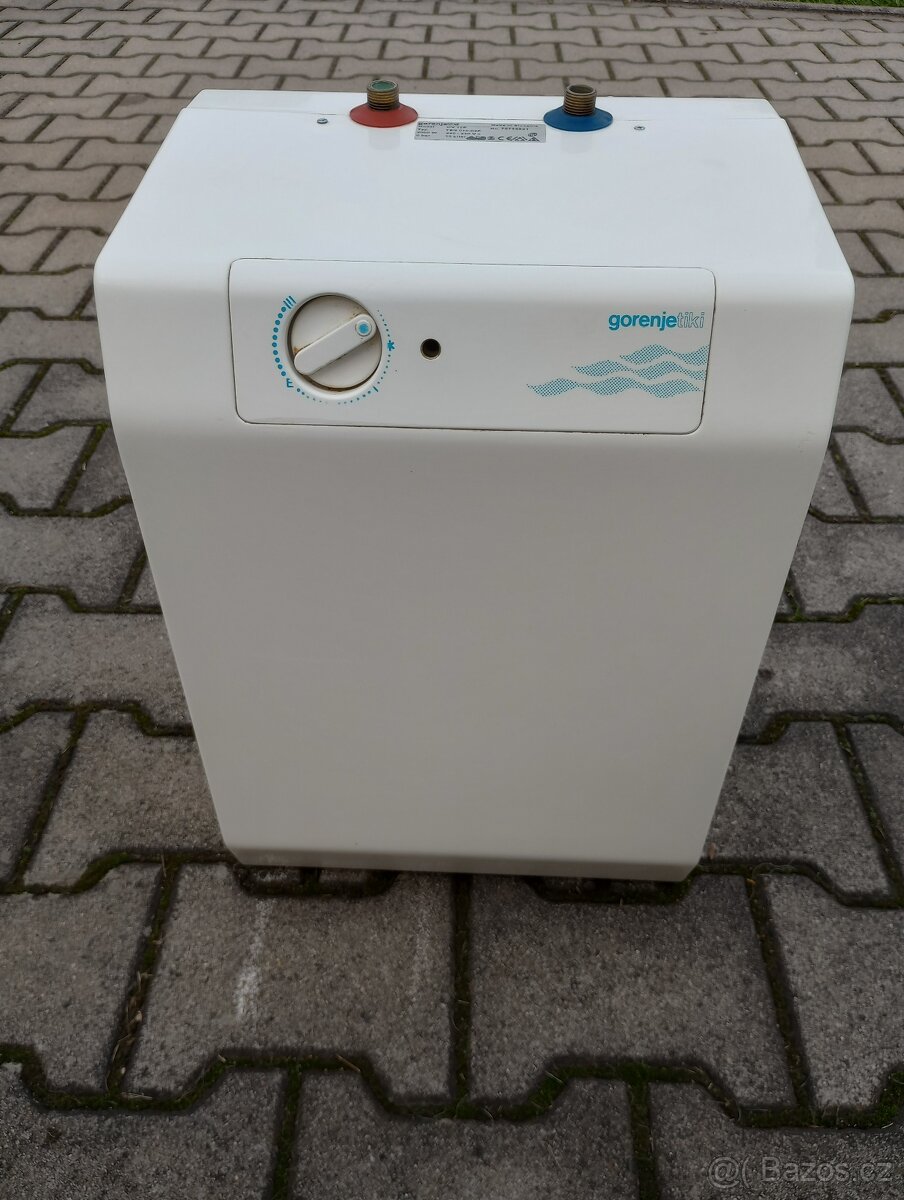Ohřívač vody na 10 litrů, včetně nízkotlaké baterie