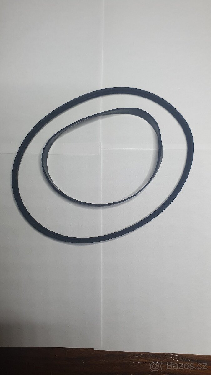Sada řemenů na magnetofon Tesla B4