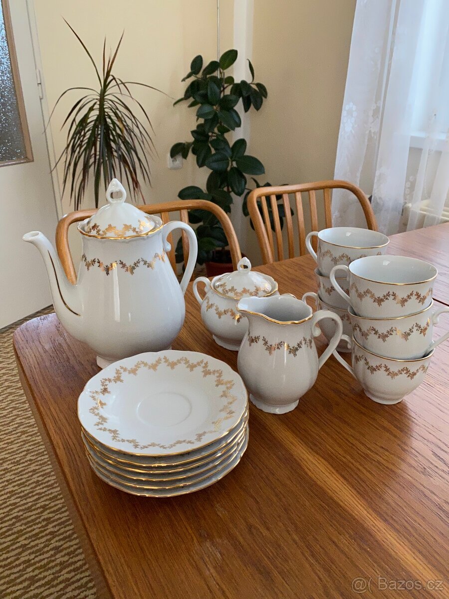 Porcelánový servis