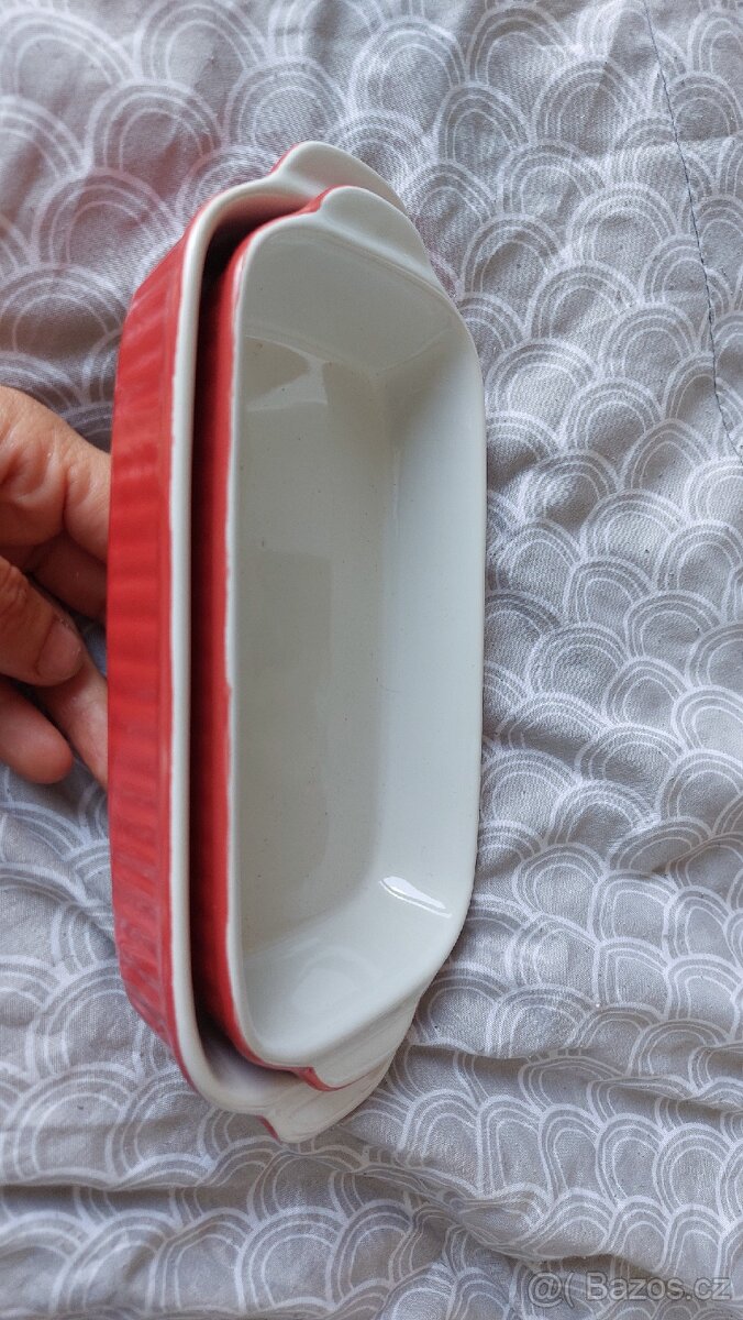 Sada 2 zapekacích misek.