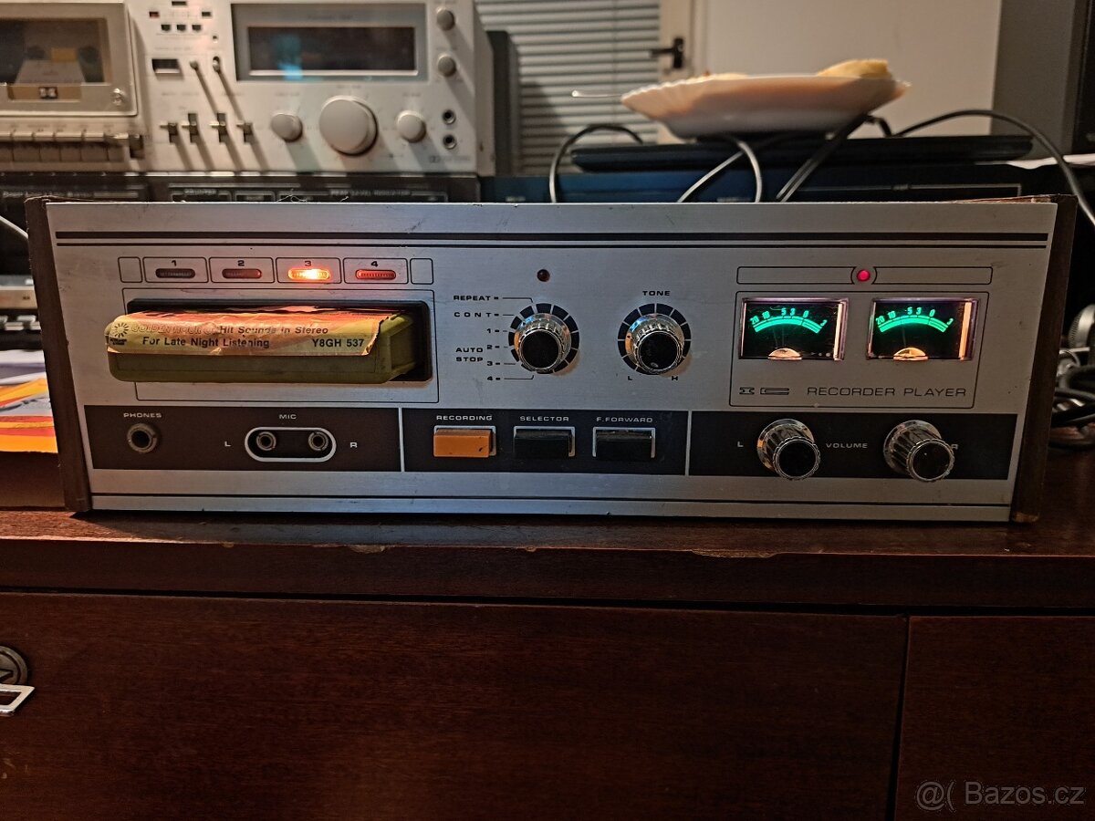 Kuriozita 8 track recorder URANIA DRP-801 funkční