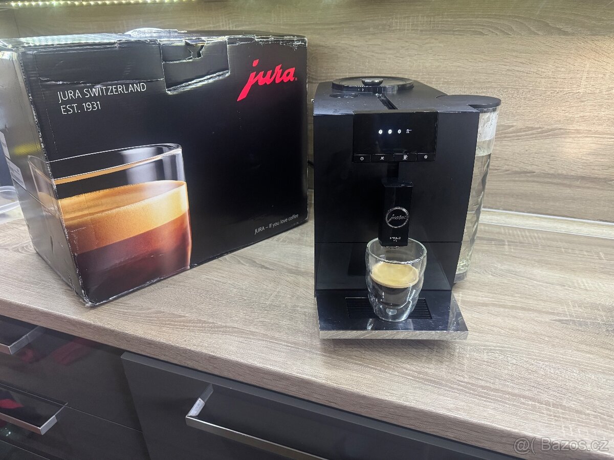 Automatický kávovar JURA ena 4 s krabicí